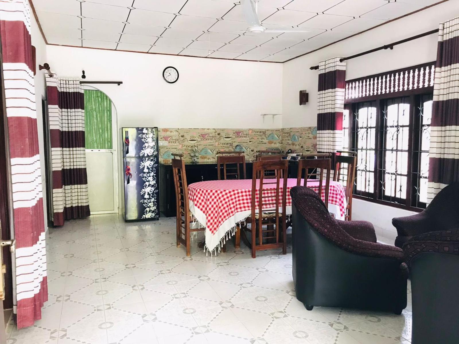 Family Villa Mirissa Dış mekan fotoğraf